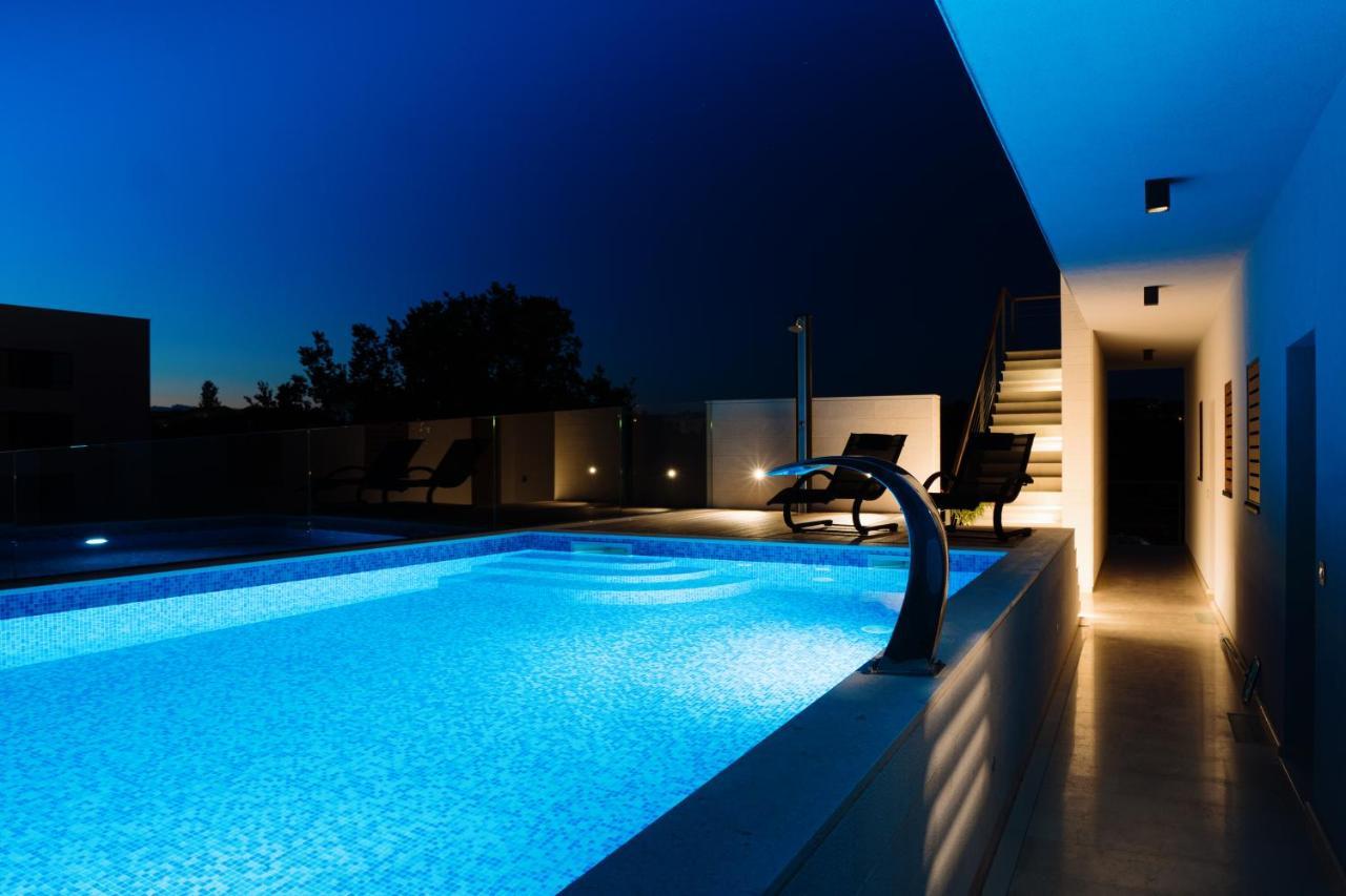 Lena Luxury Apartments II Zara Esterno foto